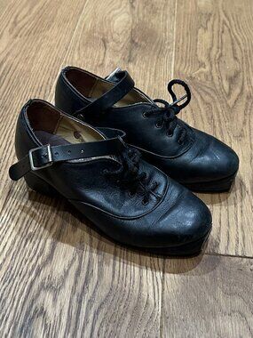Fays of Dublin Irish Dance Hard Shoes, Size 4